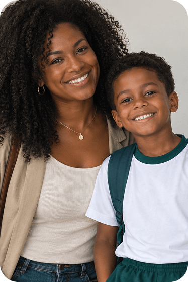 Ana e seu filho, uma família da comunidade CEMAC